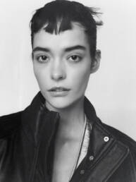 Anna Unger Visage Model Management