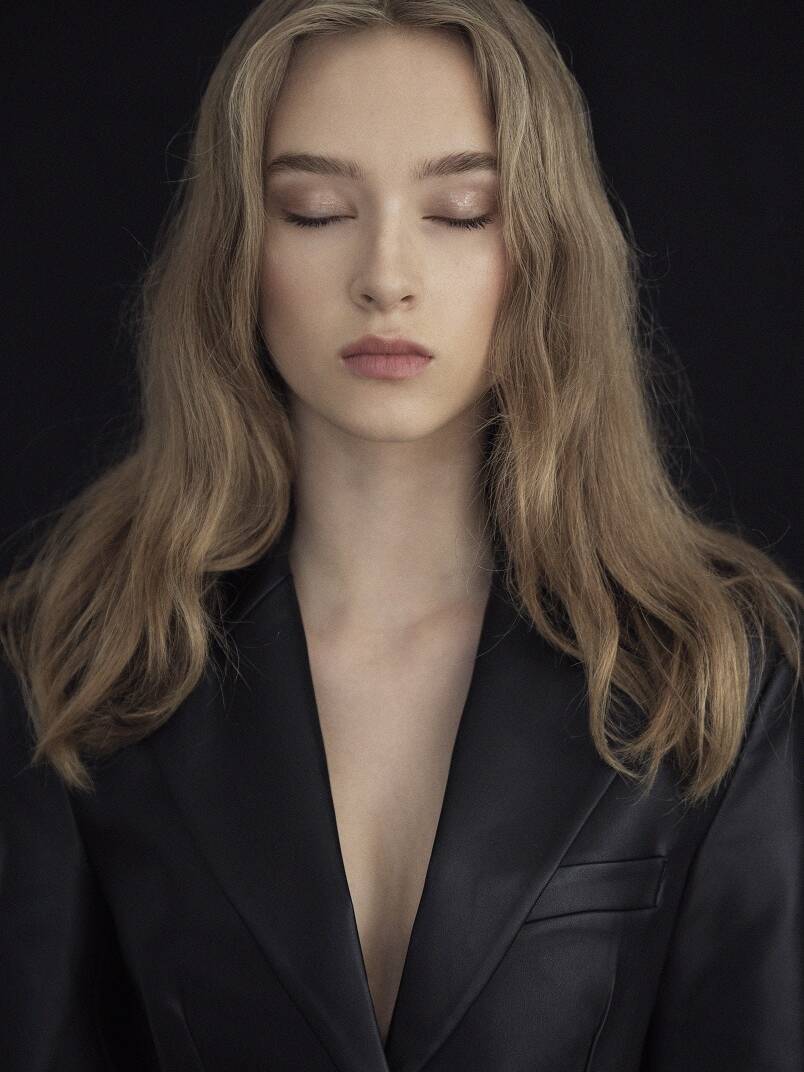 Anna Csikos Visage Model Management