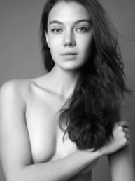 Laura Esti Visage Model Management