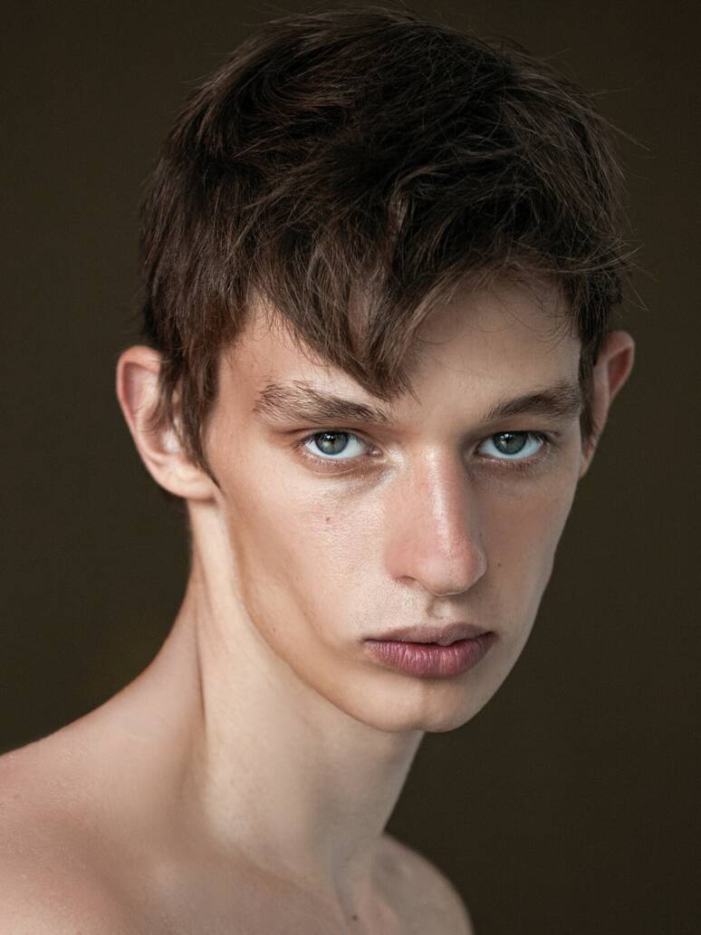 Leon Hubik Visage Model Management