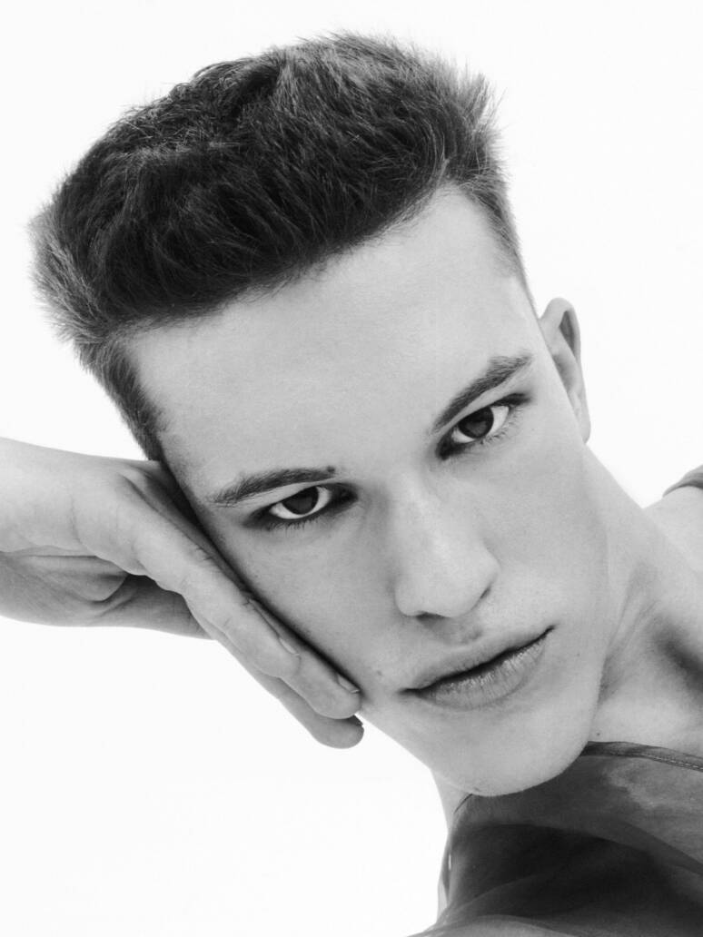 Daniel Hesz Visage Model Management