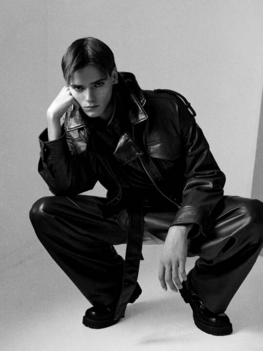 Belizar B&aacute;nyai Visage Model Management