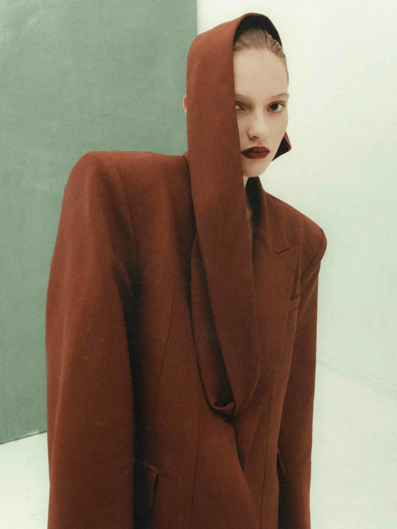 Mira Malomsoky Visage Model Management