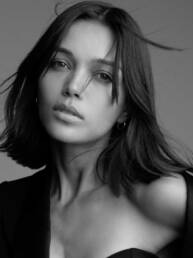 JACKY Fideles Visage Model Management